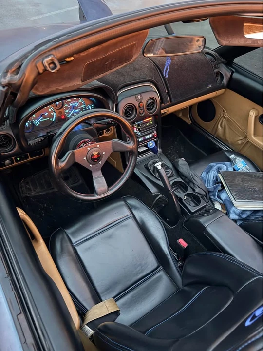 1997 Mazda NA MX-5 Miata - Image 4 of 11