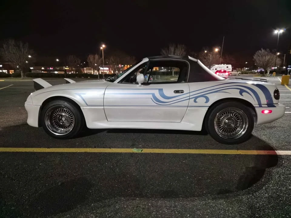 1997 Mazda NA MX-5 Miata - Image 7 of 11