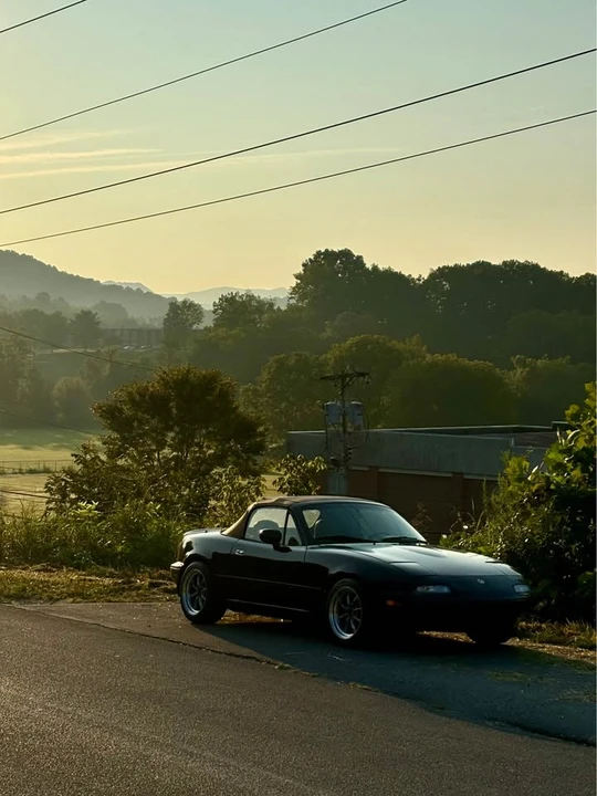 1997 Mazda NA MX-5 Miata - Image 3 of 7
