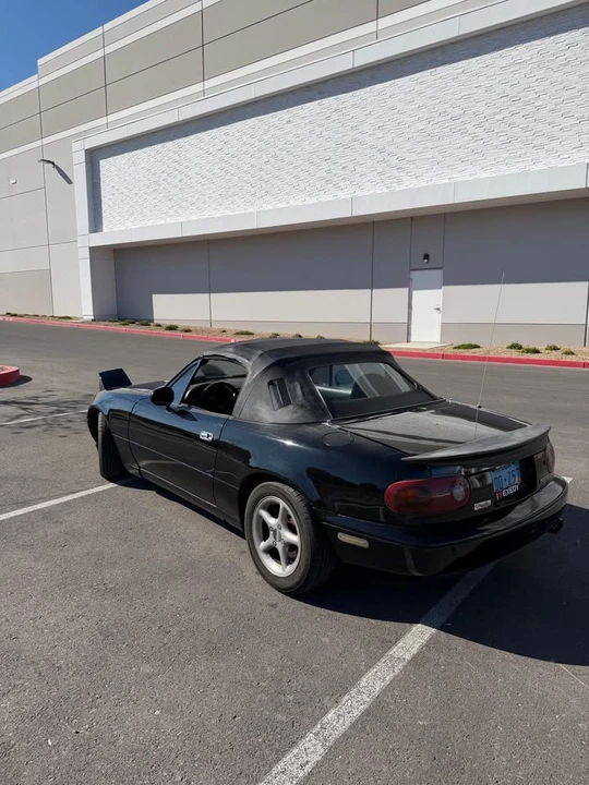 1997 Mazda NA MX-5 Miata - Image 3 of 15