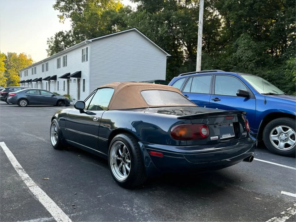 1997 Mazda NA MX-5 Miata - Image 2 of 7