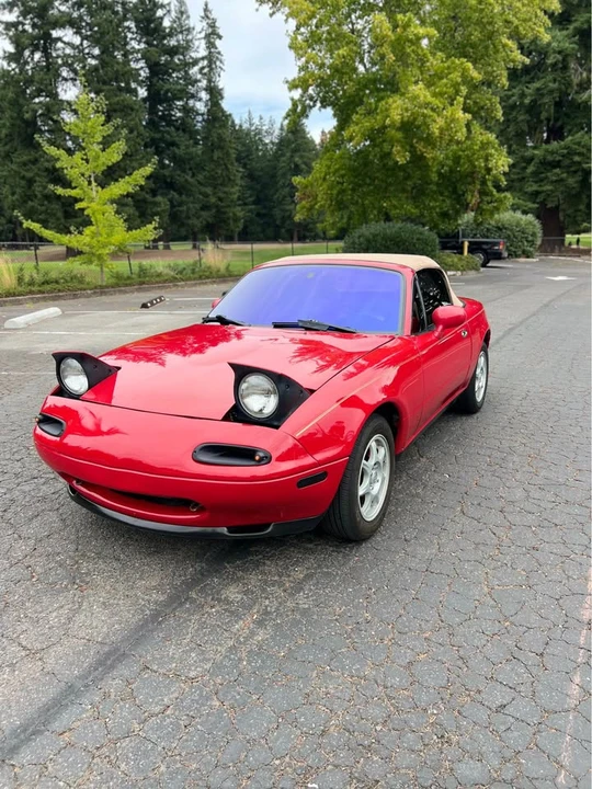 1997 Mazda NA MX-5 Miata - Image 2 of 16