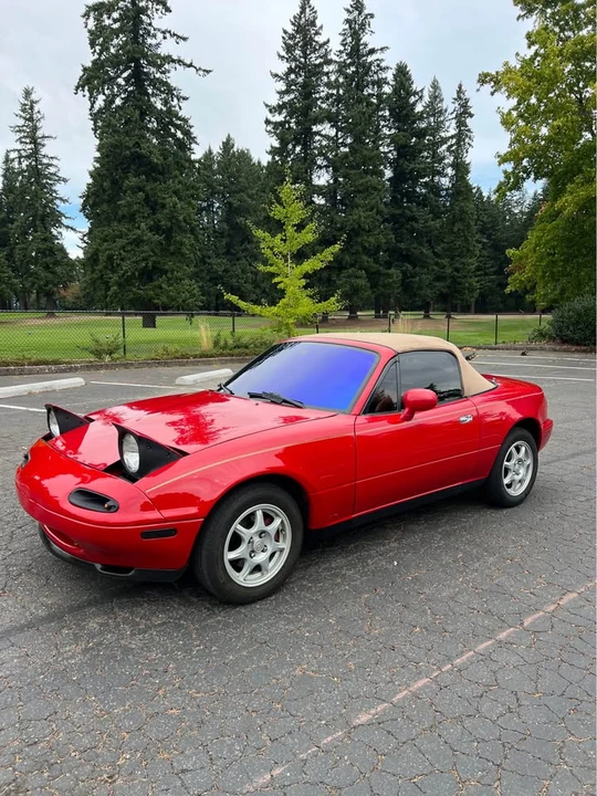 1997 Mazda NA MX-5 Miata - Image 12 of 16