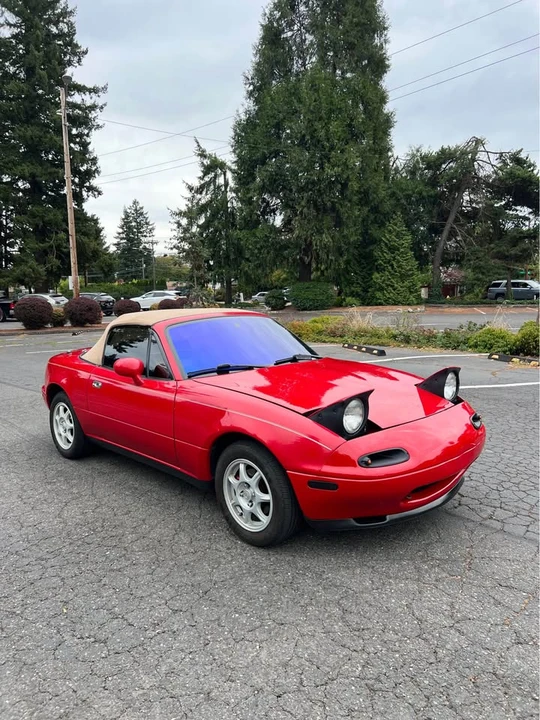 1997 Mazda NA MX-5 Miata - Image 6 of 16