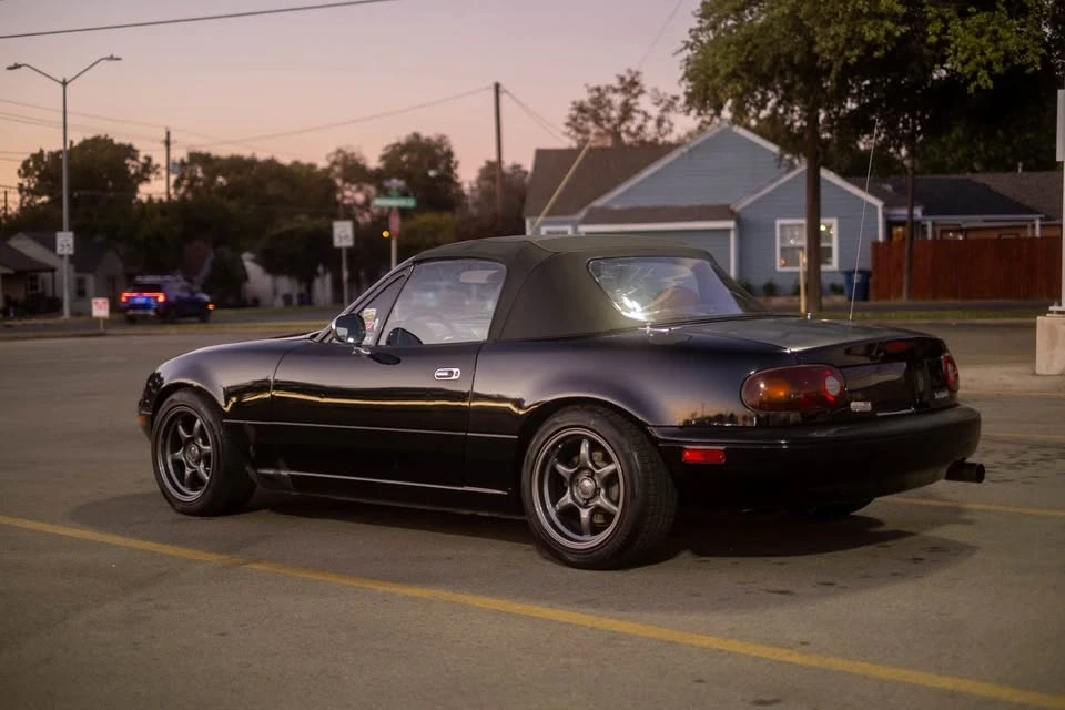 1997 Mazda NA MX-5 Miata - Image 3 of 9