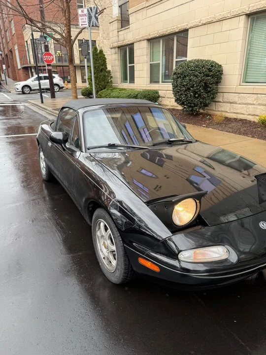 1997 Mazda NA MX-5 Miata - Image 10 of 15