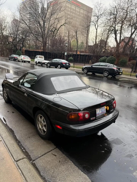 1997 Mazda NA MX-5 Miata - Image 8 of 15