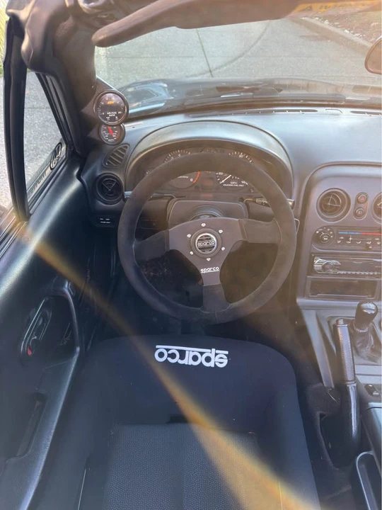 1997 Mazda NA MX-5 Miata - Image 7 of 8