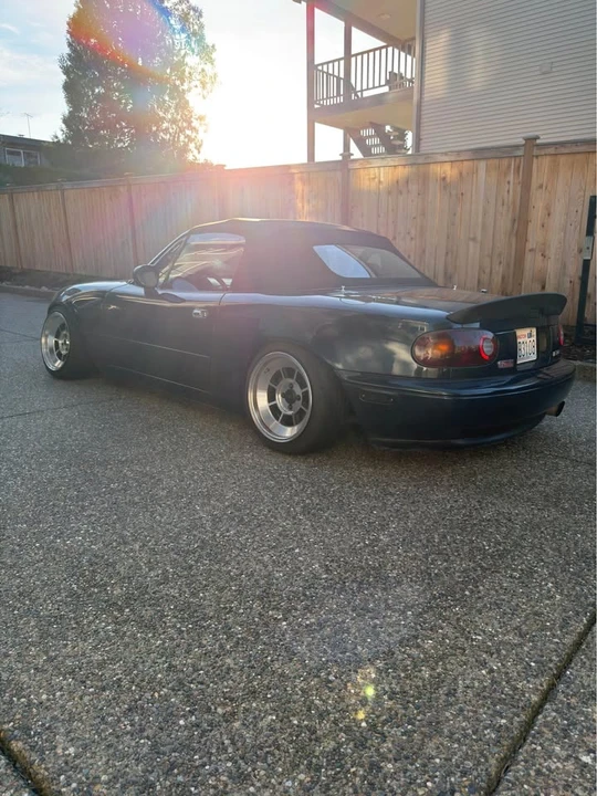 1997 Mazda NA MX-5 Miata - Image 2 of 8