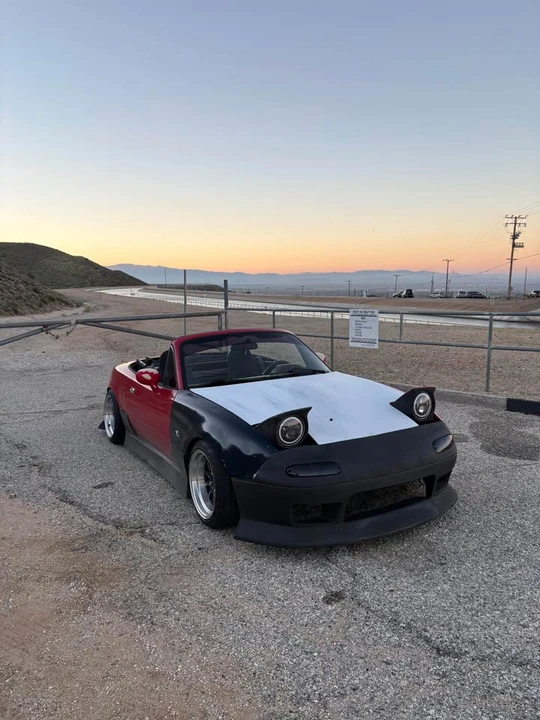 1997 Mazda NA MX-5 Miata - Image 4 of 9