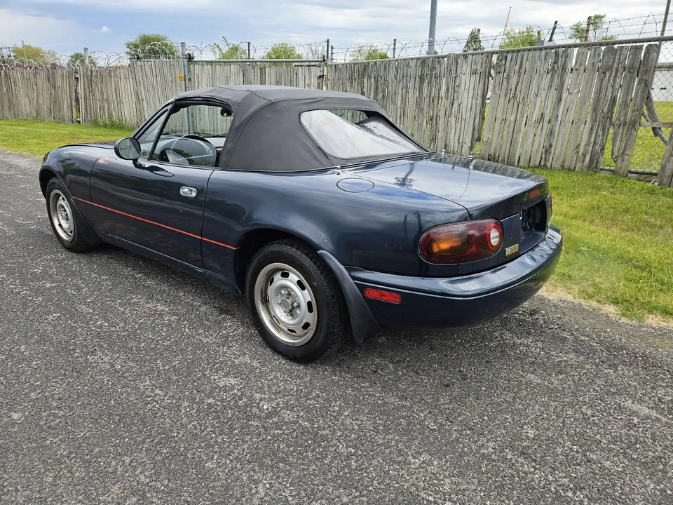 1997 Mazda NA MX-5 Miata - Image 4 of 7