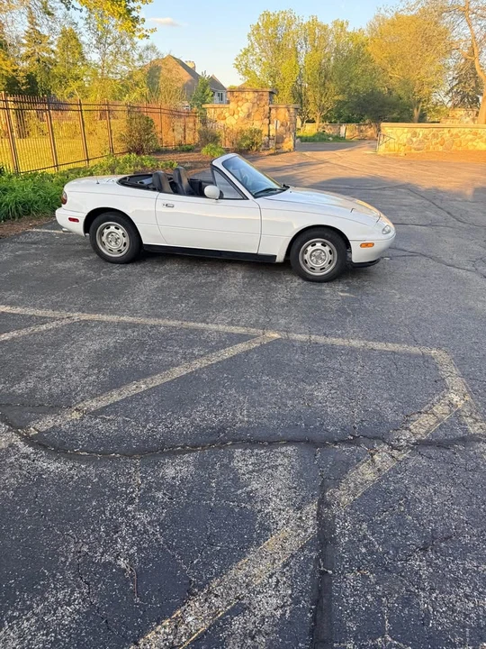 1997 Mazda NA MX-5 Miata - Image 3 of 17
