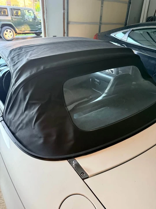1997 Mazda NA MX-5 Miata - Image 15 of 17