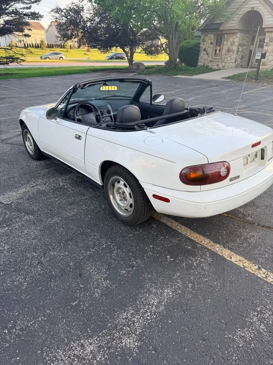 1997 Mazda NA MX-5 Miata - Image 7 of 17
