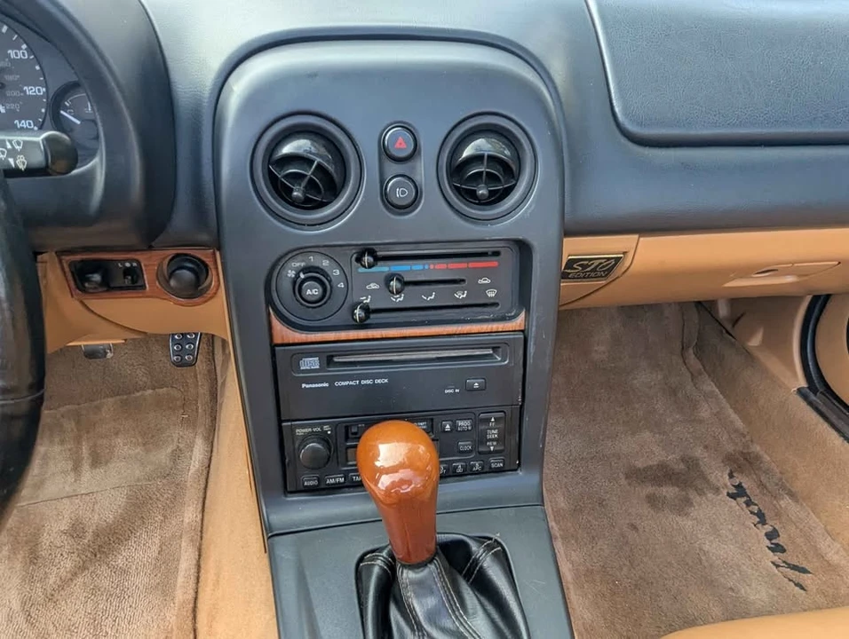 1997 Mazda NA MX-5 Miata - Image 13 of 20