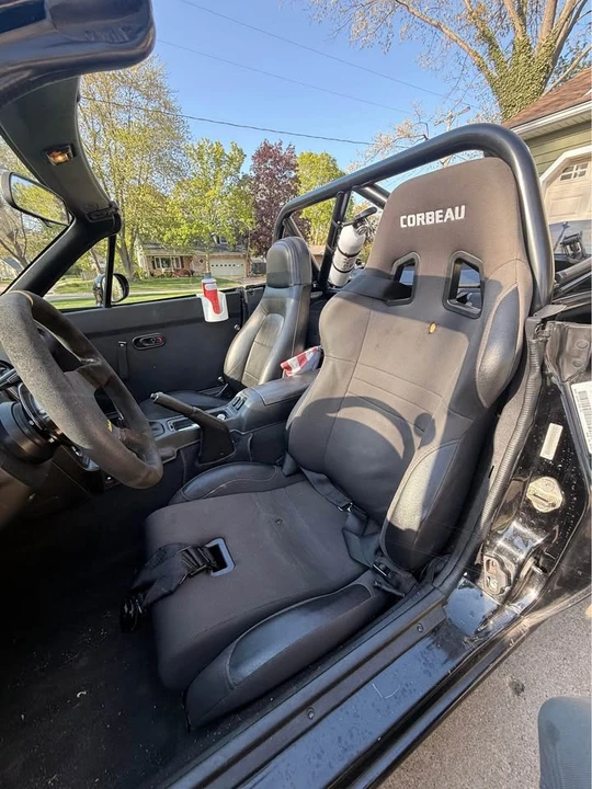 1997 Mazda NA MX-5 Miata - Image 7 of 12