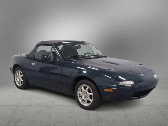 1997 Mazda NA MX-5 Miata - Image 2 of 20