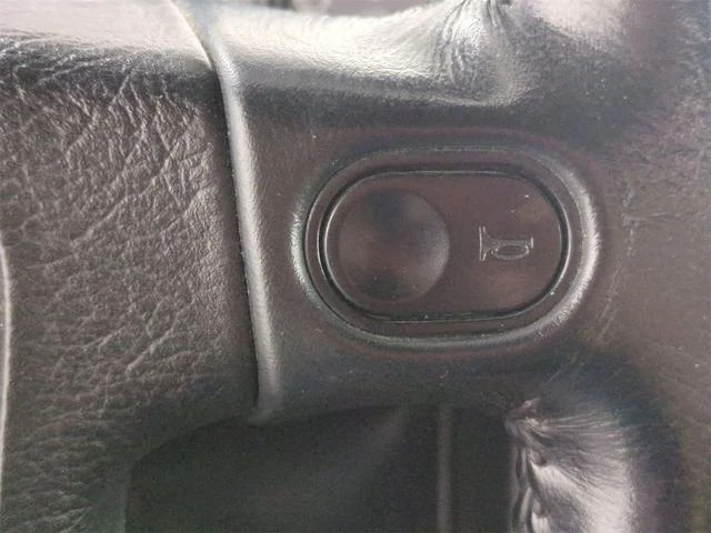 1997 Mazda NA MX-5 Miata - Image 19 of 20