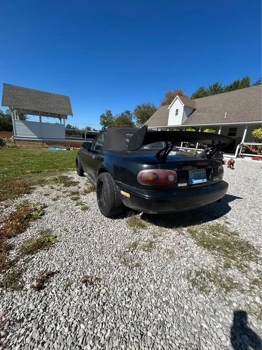 1997 Mazda NA MX-5 Miata - Image 2 of 2