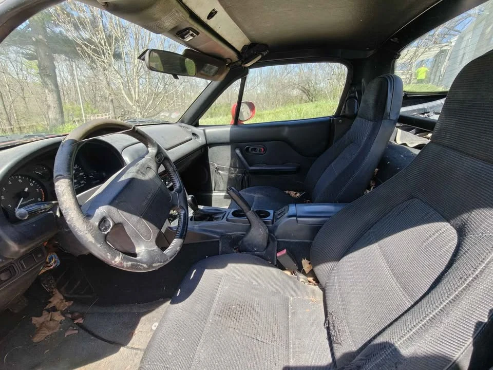 1997 Mazda NA MX-5 Miata - Image 14 of 18