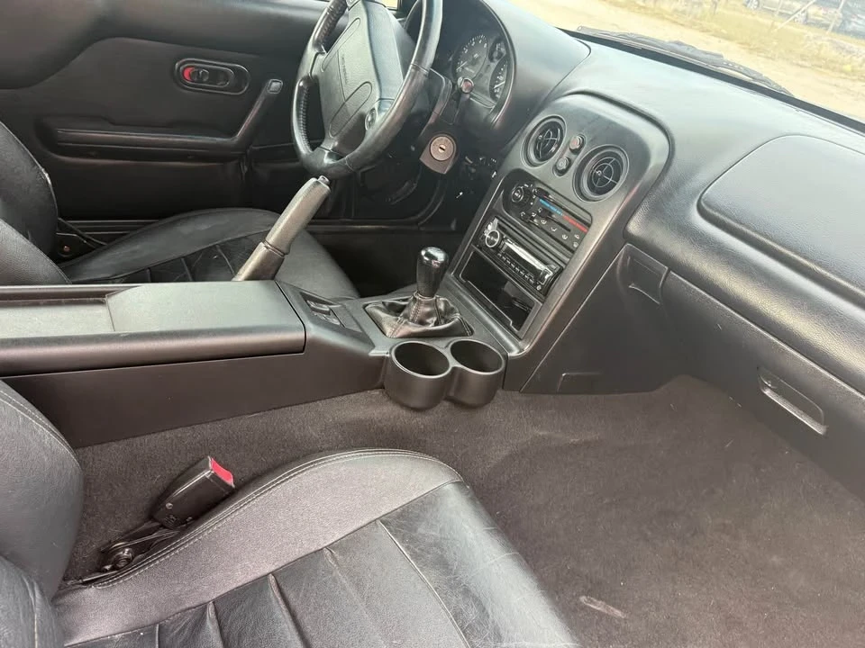 1997 Mazda NA MX-5 Miata - Image 9 of 10