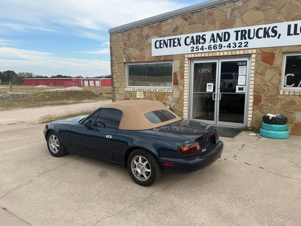 1997 Mazda NA MX-5 Miata - Image 6 of 10