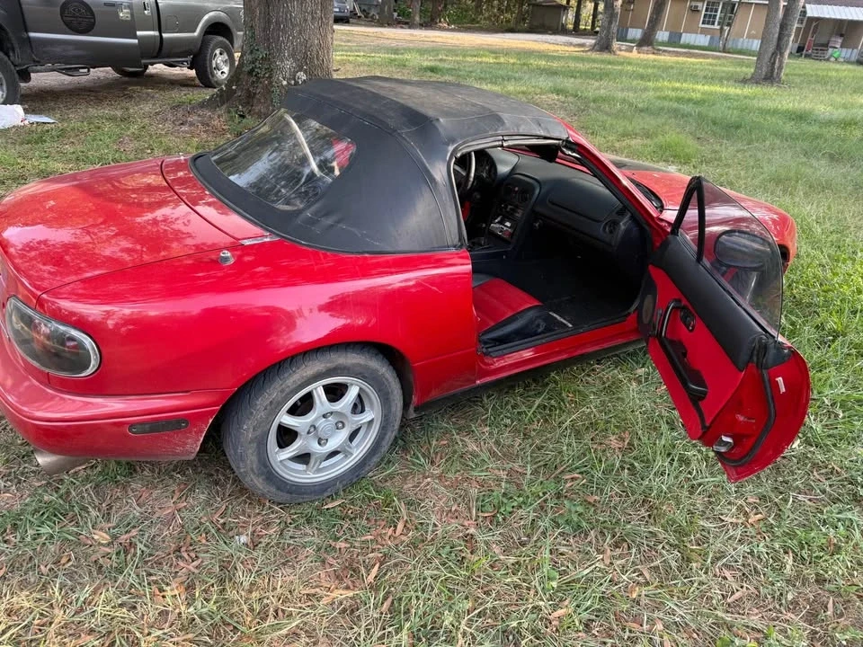 1997 Mazda NA MX-5 Miata - Image 12 of 13