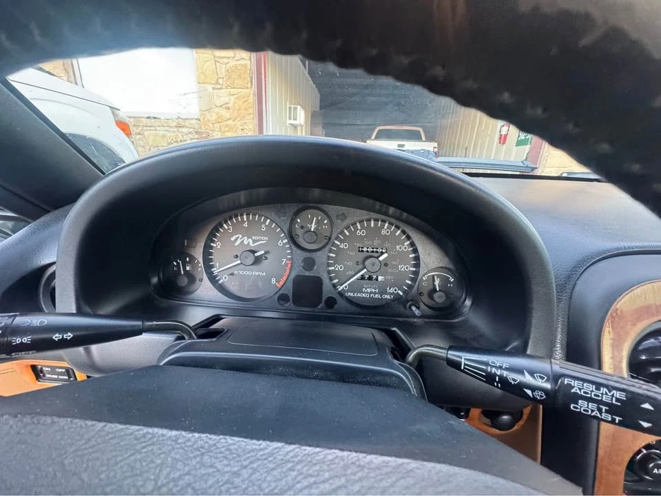 1997 Mazda NA MX-5 Miata - Image 11 of 17