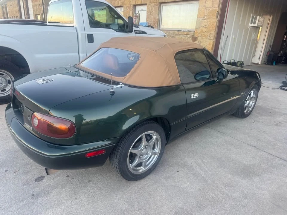 1997 Mazda NA MX-5 Miata - Image 4 of 17