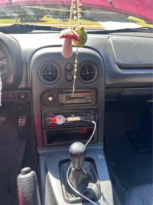 1997 Mazda NA MX-5 Miata - Image 7 of 10