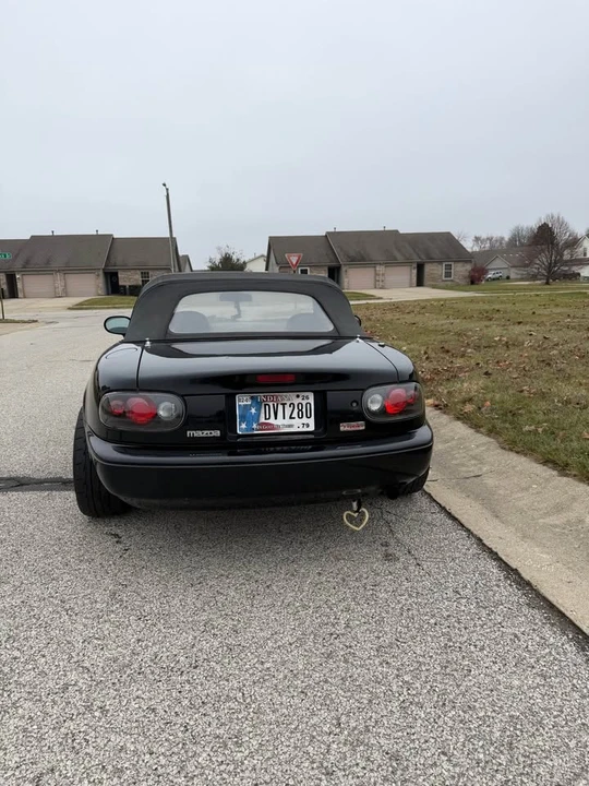 1997 Mazda NA MX-5 Miata - Image 6 of 15