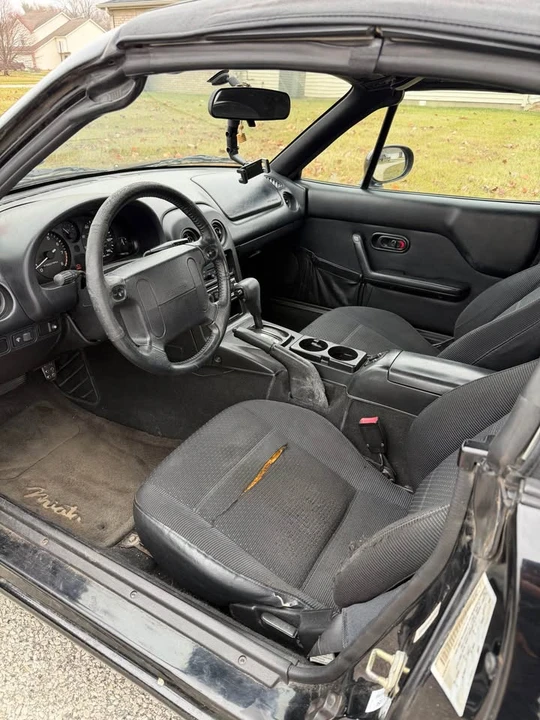 1997 Mazda NA MX-5 Miata - Image 14 of 15