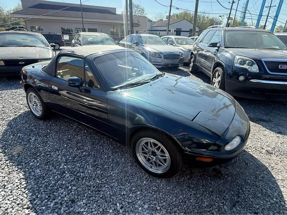1997 Mazda NA MX-5 Miata - Image 6 of 11