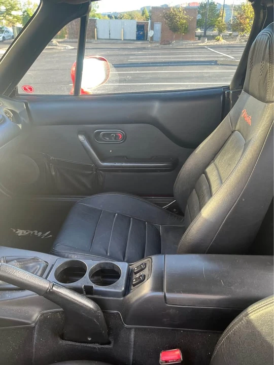 1997 Mazda NA MX-5 Miata - Image 5 of 10