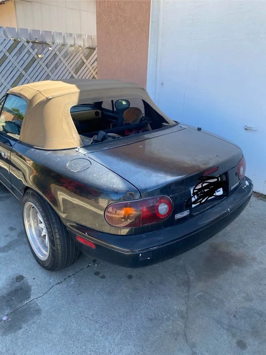 1997 Mazda NA MX-5 Miata - Image 5 of 6