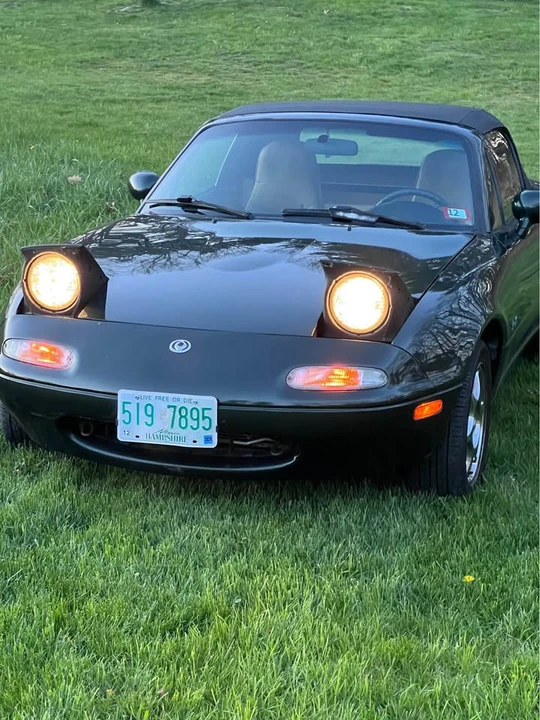 1997 Mazda NA MX-5 Miata - Image 2 of 17