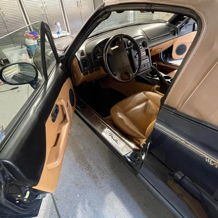 1997 Mazda NA MX-5 Miata - Image 12 of 20
