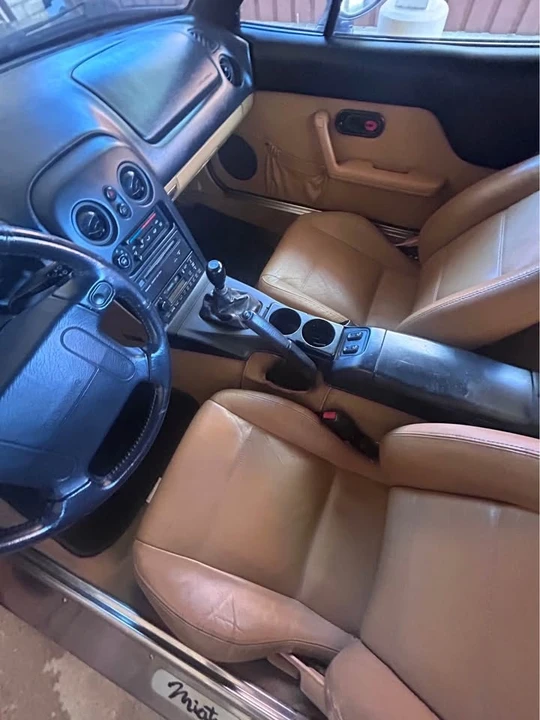 1997 Mazda NA MX-5 Miata - Image 7 of 9