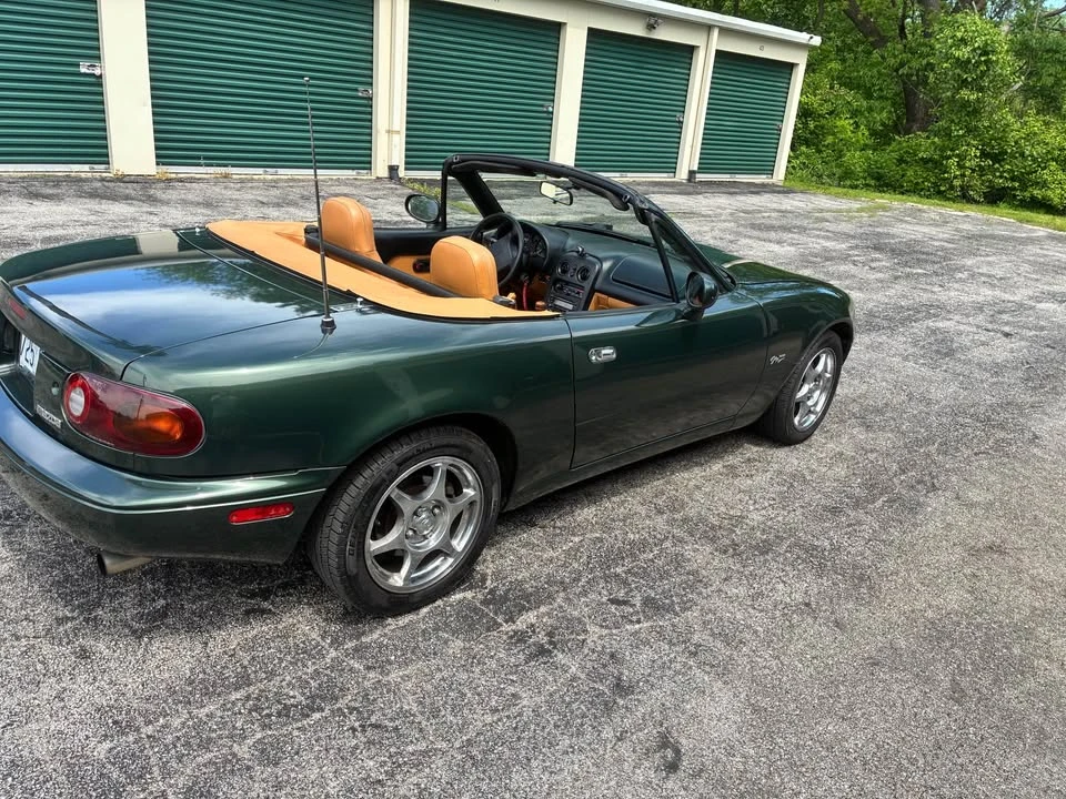 1997 Mazda NA MX-5 Miata - Image 2 of 17