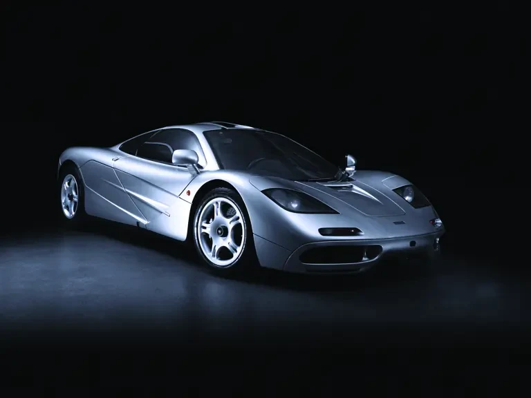 1997 McLaren F1 - Image 2 of 2