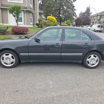 1997 Mercedes-Benz 400 E