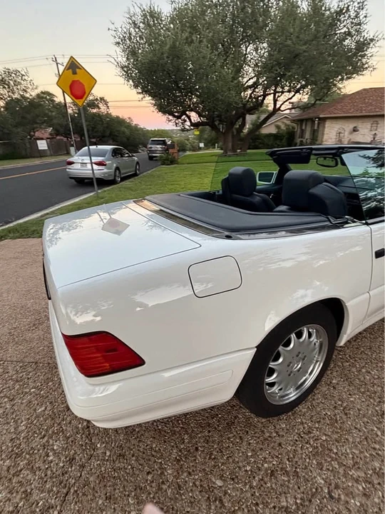 1997 Mercedes-Benz R129 SL-Class - Image 2 of 20