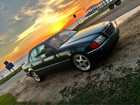 1997 Mercedes-Benz C-Class C 230 Sedan 4D
