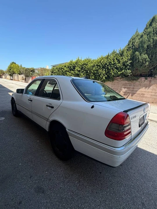 1997 Mercedes-Benz W202 C-Class - Image 9 of 15
