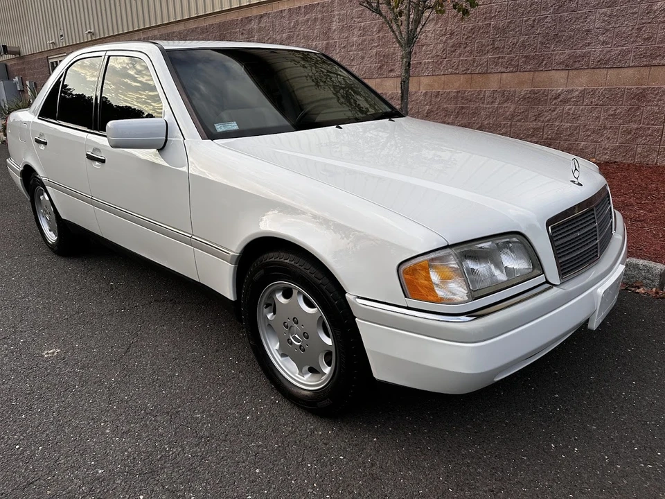 1997 Mercedes-Benz W202 C-Class - Image 17 of 31