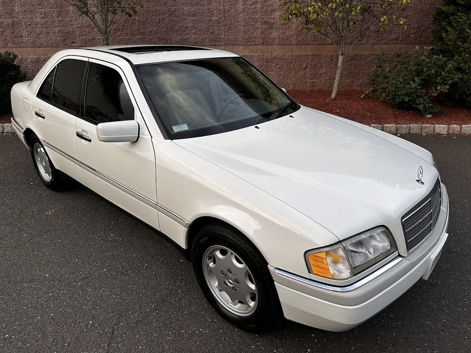 1997 Mercedes-Benz W202 C-Class - Image 15 of 31