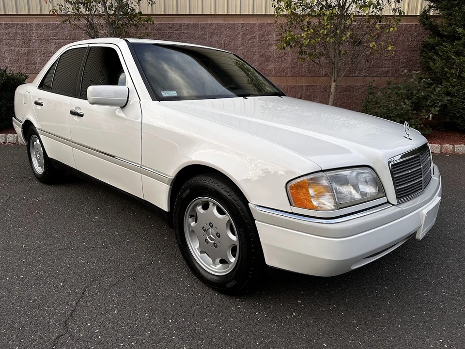 1997 Mercedes-Benz W202 C-Class - Image 13 of 31