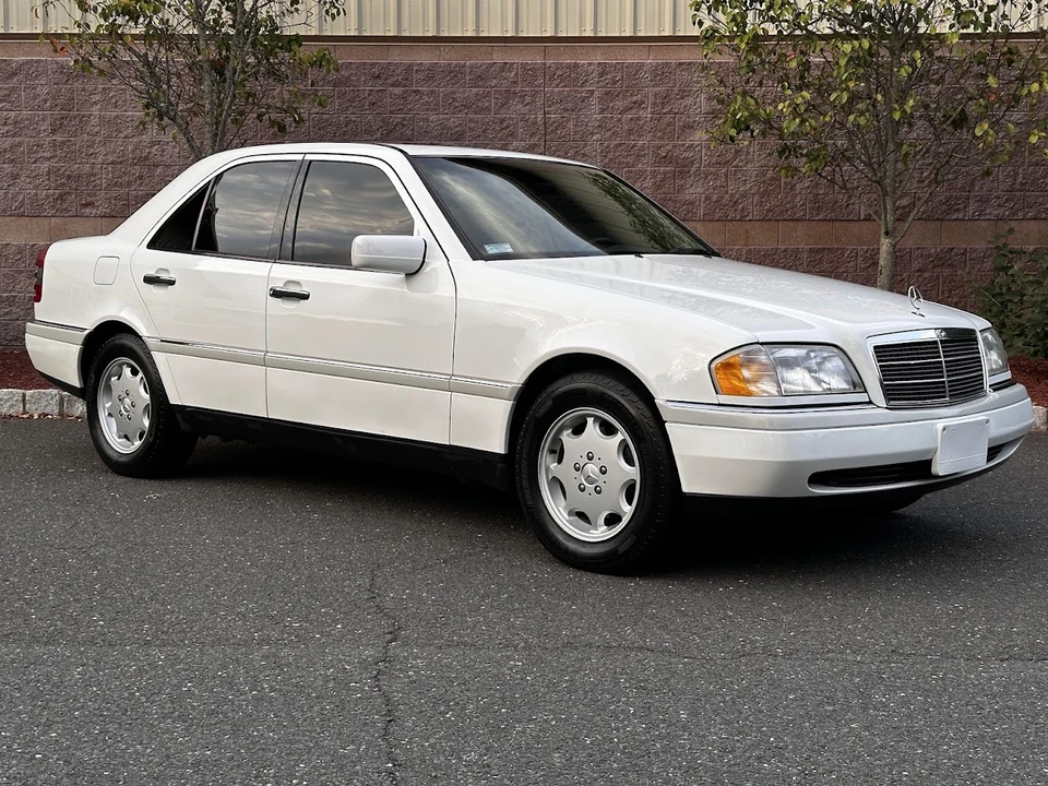 1997 Mercedes-Benz W202 C-Class - Image 12 of 31