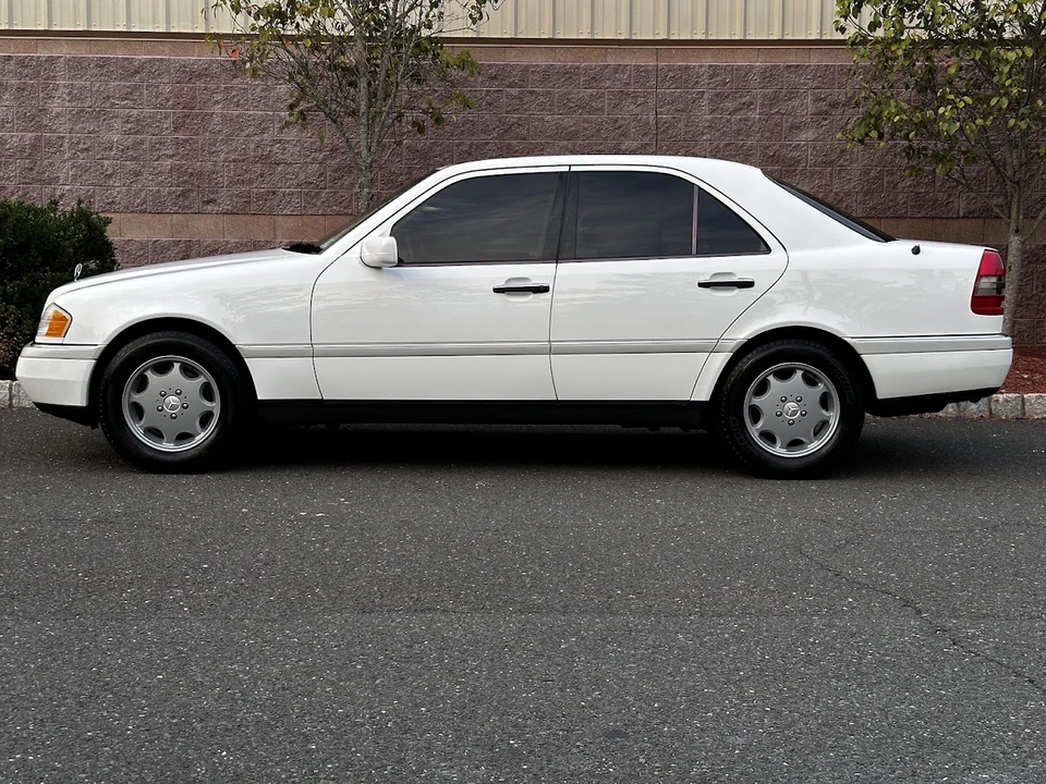1997 Mercedes-Benz W202 C-Class - Image 29 of 31