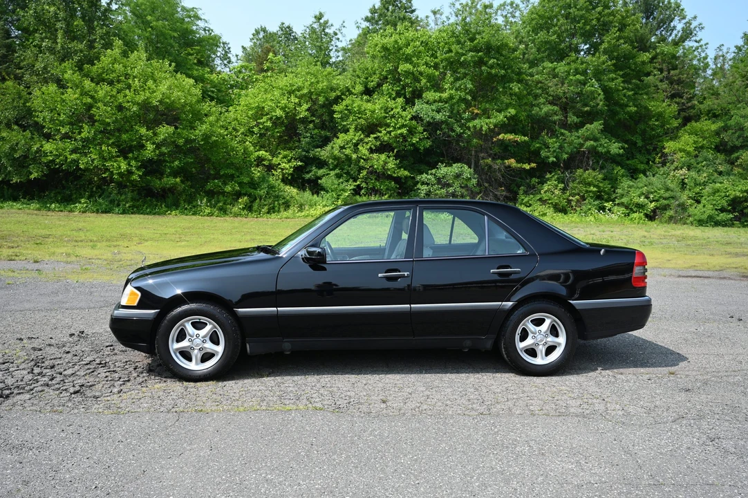 1997 Mercedes-Benz W202 C-Class - Image 13 of 31